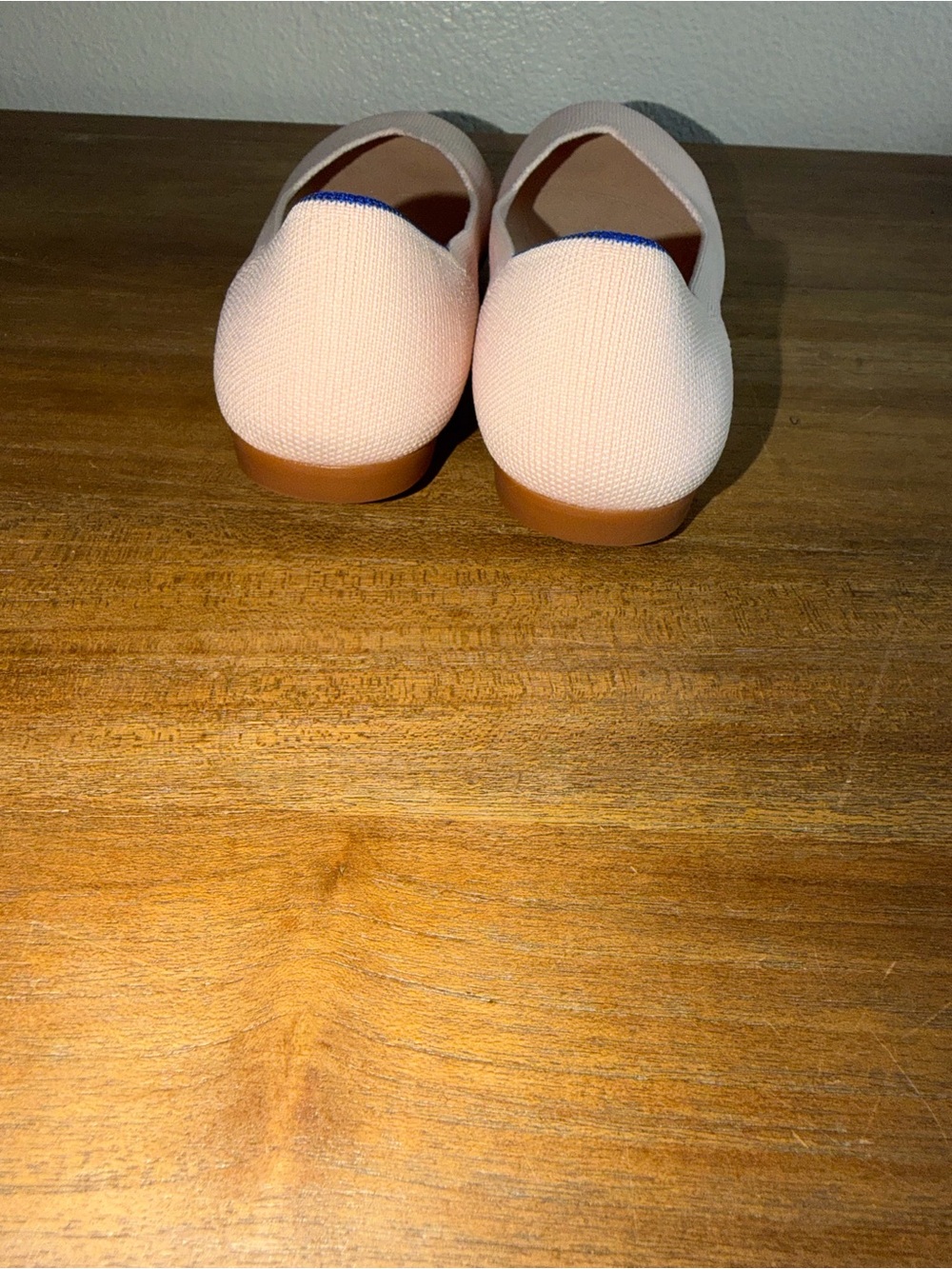 Rothy's Pale Pink V-Neck Knit Flats with Blue Heel Trim - Picture 4 of 7